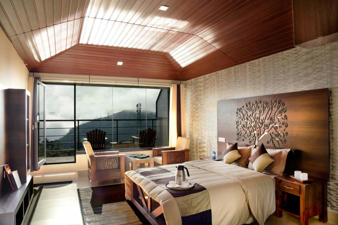 Stayvista At Talerock Inn Mountain View - Breakfast Included Valparai Luaran gambar